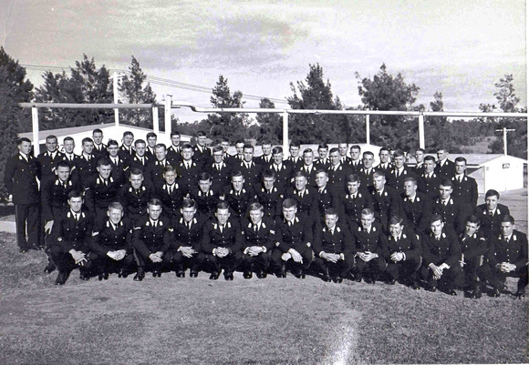 1966 195 Graduates