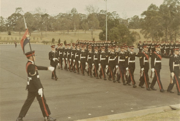 1971 155e Queen's B'Day Pde March Off Buzai