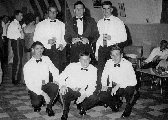 1966 155b Mess R: Gibbons,Lanarch-Jones DS,Reidy. F: Young,Gordon,Campbell. Seat: Butler. Gordon Pic