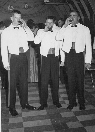 1966 155c Mess Gary Reidy, Don Gordon, Graham Gibbons Gordon photo
