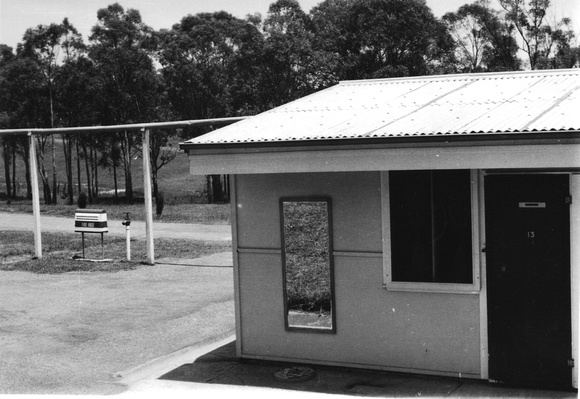 1967 351 Cpl Andy Guest Room 13 Hut C2 or Bldg 32 Guest photo